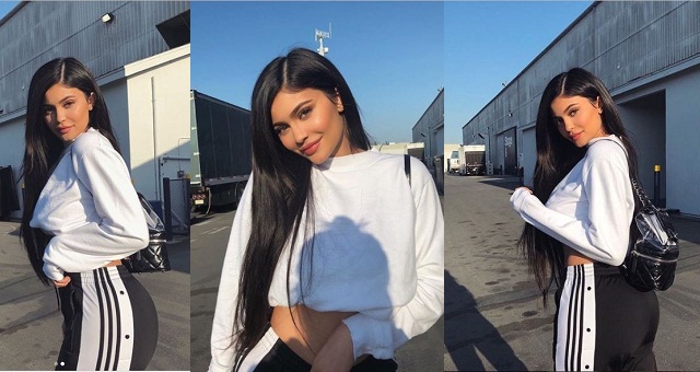 Kylie Jenner flaunts amazing body two months after child delivery (Photos)