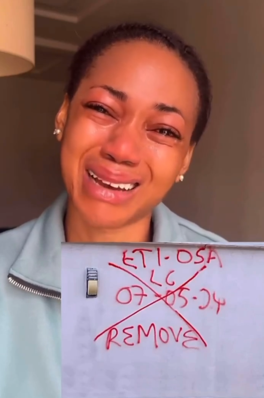 Nigerian woman cries 