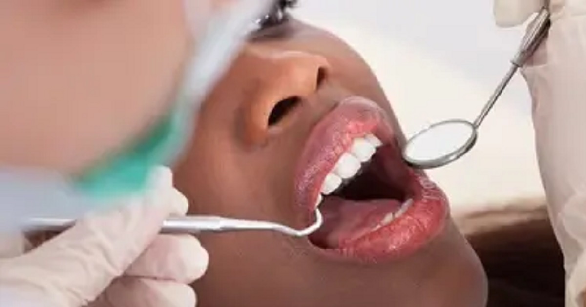 “He said if it’s pr££k now you’ll open properly” – Lady shares what a male surgeon at LUTH said to her while she strugglǝd to open her mouth during dental surgǝry